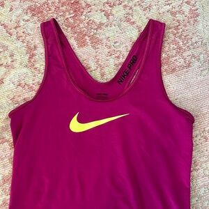 Nike DRI-FIT Nike PRO athletic tank top
